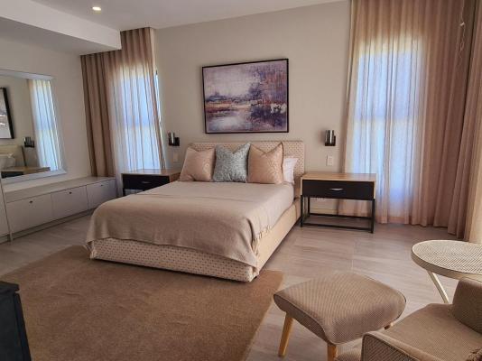 Room image 4
