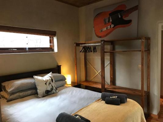 Stanford Heights River House - 175754