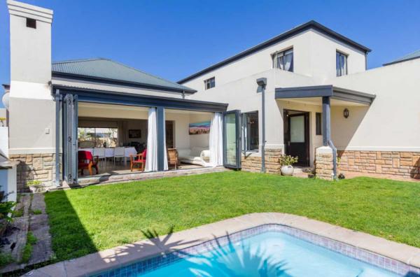 Carnoustie Drive - 176216