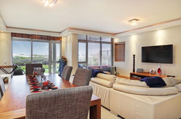 Dolphin Beach E5 - 176441