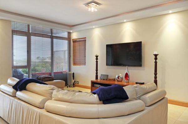 Dolphin Beach E5 - 176442