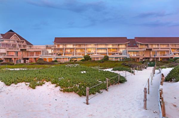 Dolphin Beach E5 - 176452
