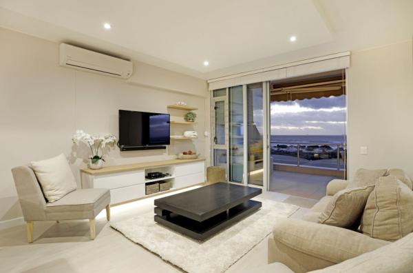 Dolphin Beach H106 - 176454
