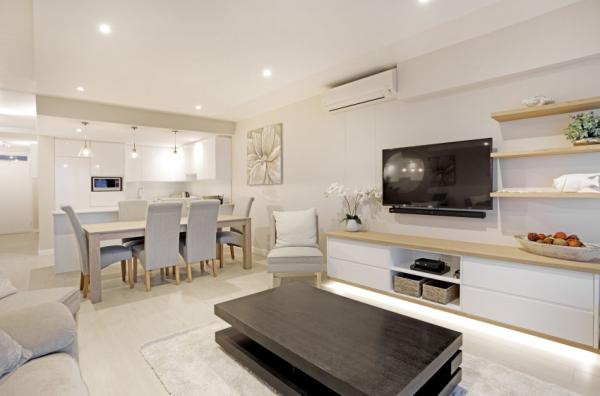 Dolphin Beach H106 - 176456