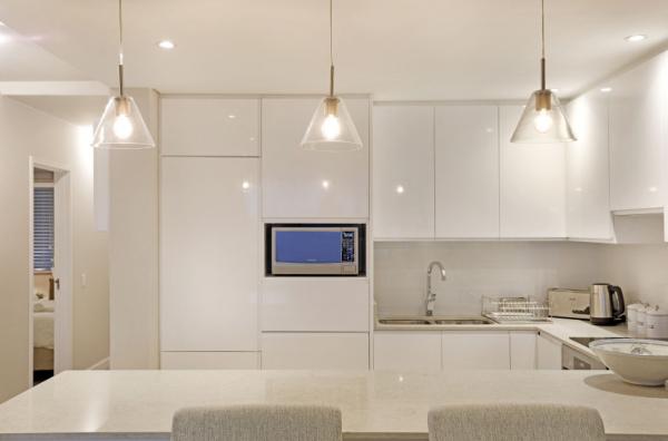 Dolphin Beach H106 - 176460