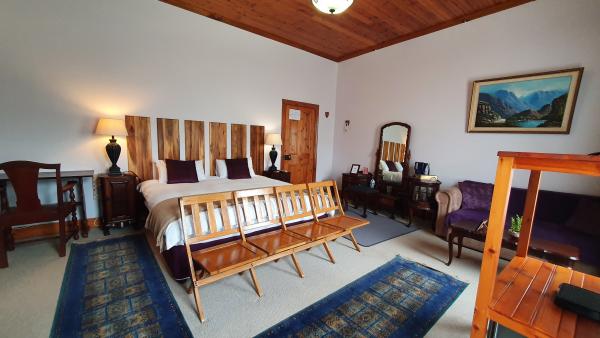 Room image 1