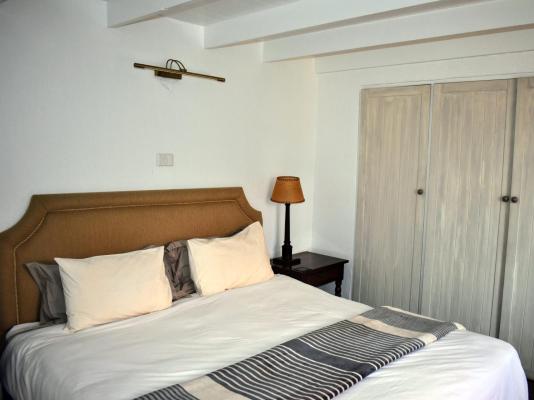 Room image 2