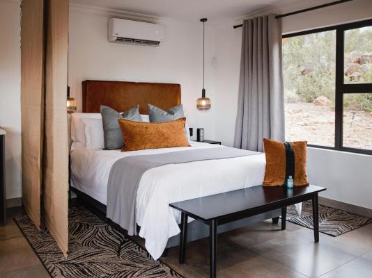 Room image 3