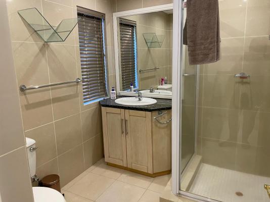 Room image 26