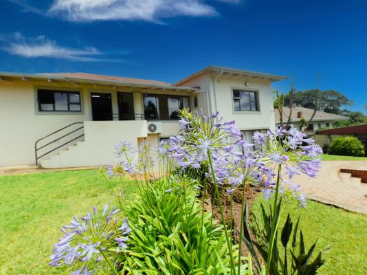 Blue Sands Guest House - 178862