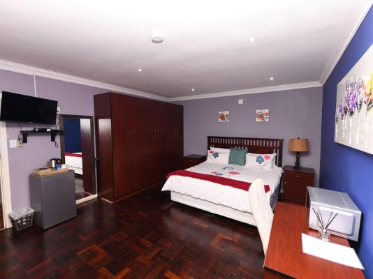 Blue Sands Guest House - 178872