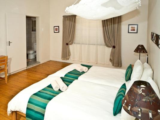 Room image 2