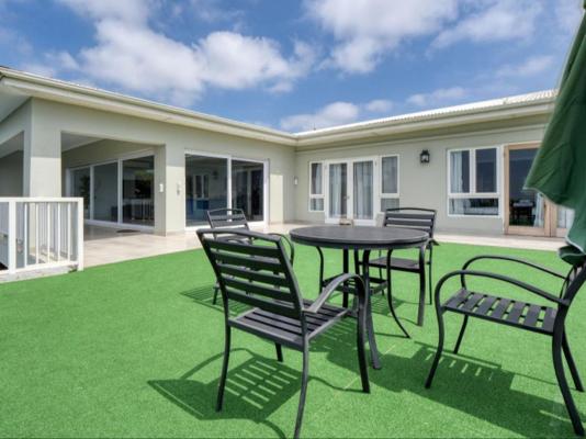 Gemmell Place - 179558