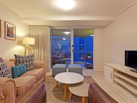Lagoon Beach 231 - 180005