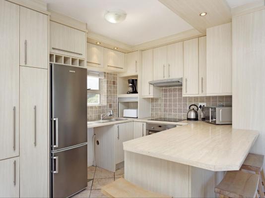 The Bay A101 - 181241