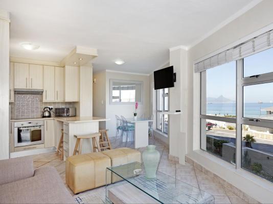 The Bay A101 - 181242