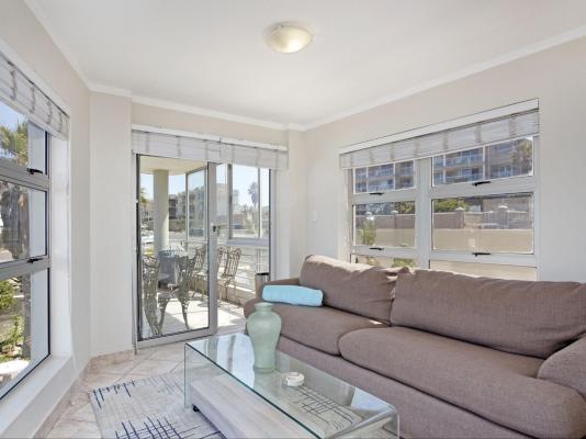 The Bay A101 - 181244