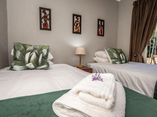 Room image 1