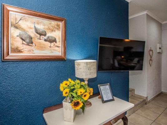 Room image 8