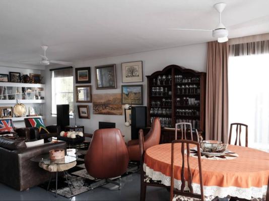 Room image 3