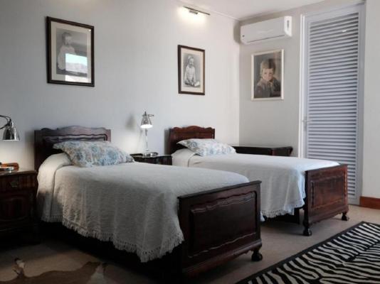 Room image 4
