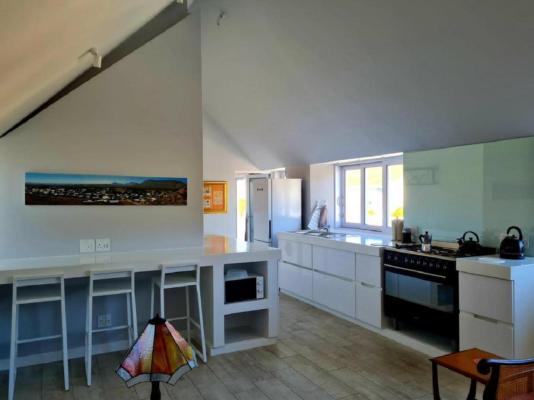 Room image 2