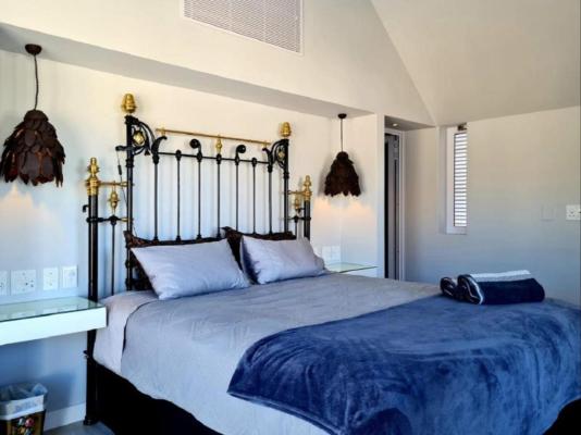 Room image 4