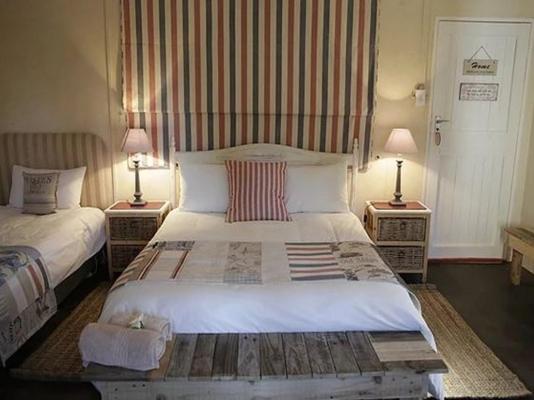 Room image 1