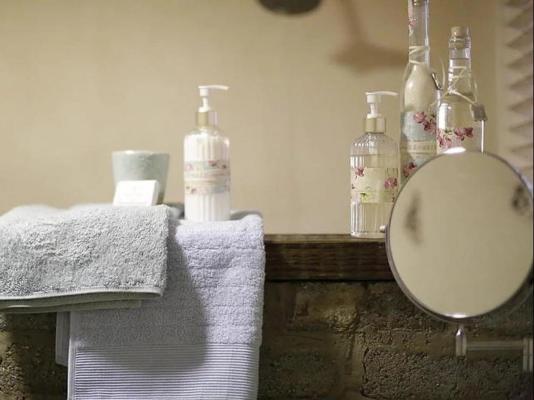 Room image 5