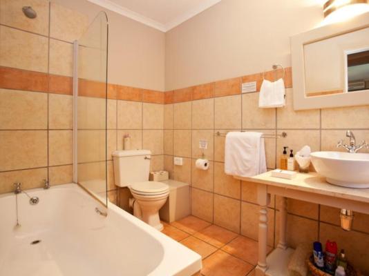 Room image 6