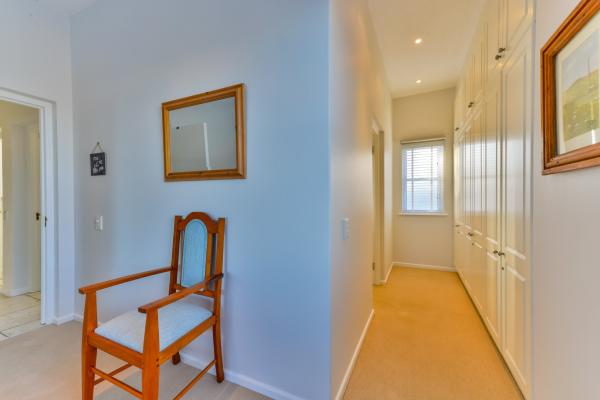 Room image 2