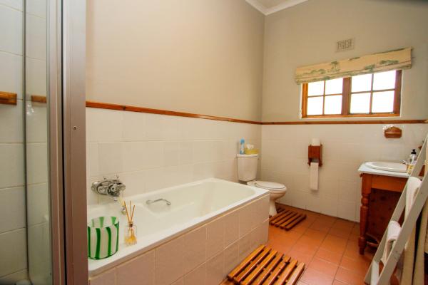 Room image 2