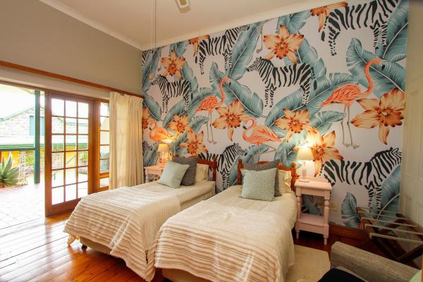 Room image 11