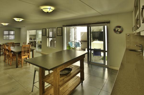 Room image 1