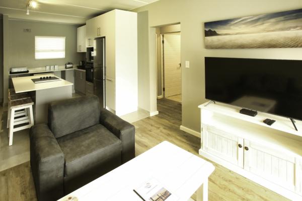 Nivica 18 Lifestyle Living 4 Sleeper - 183247
