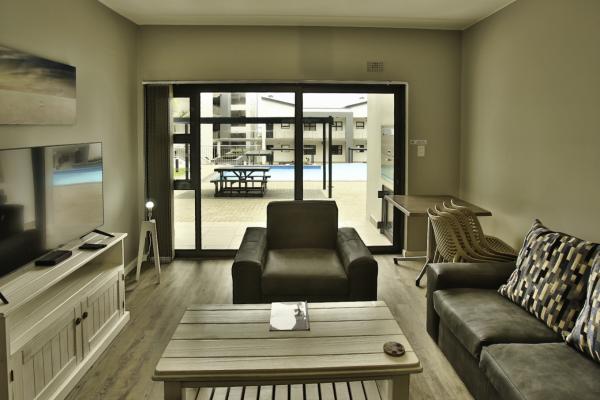 Nivica 18 Lifestyle Living 4 Sleeper - 183249