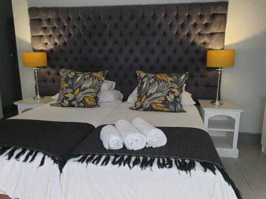 Leeuwenzee Guest House - 183448