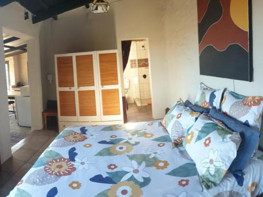 Room image 3