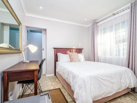 Hurlingham House Guest House - 183650