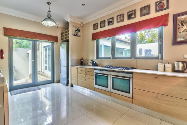 Villa Jesdene - 184010