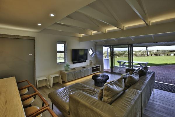 Room image 1