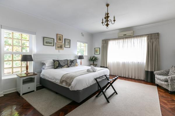 Room image 5
