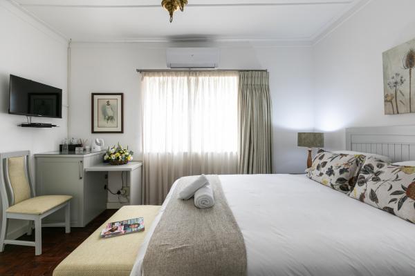 Room image 9