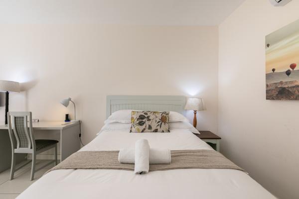 Room image 12