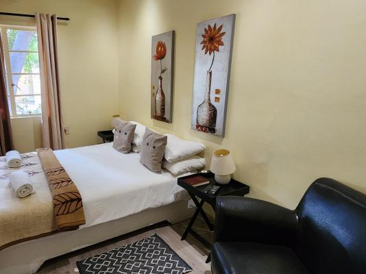 Room image 7