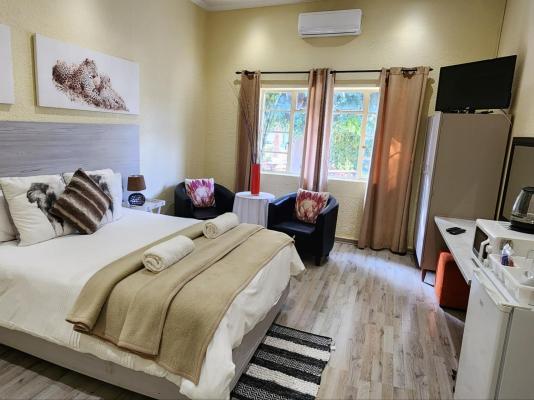 Room image 9