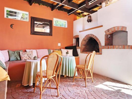 The Bohemian Guesthouse - 185466
