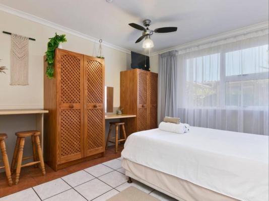 The Bohemian Guesthouse - 185473