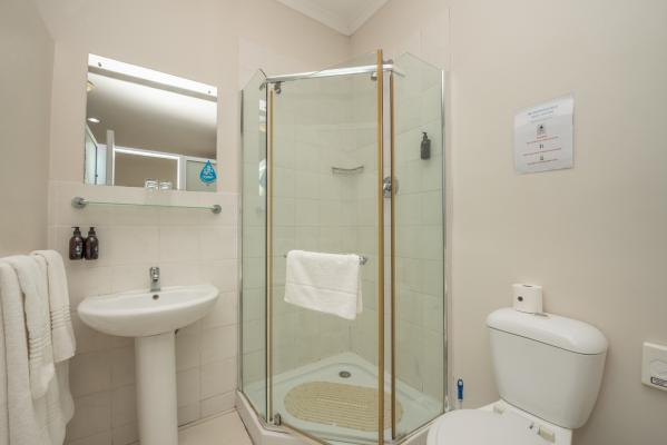Room image 2