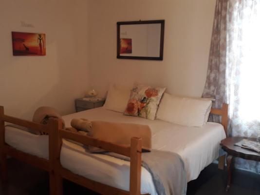 Room image 6